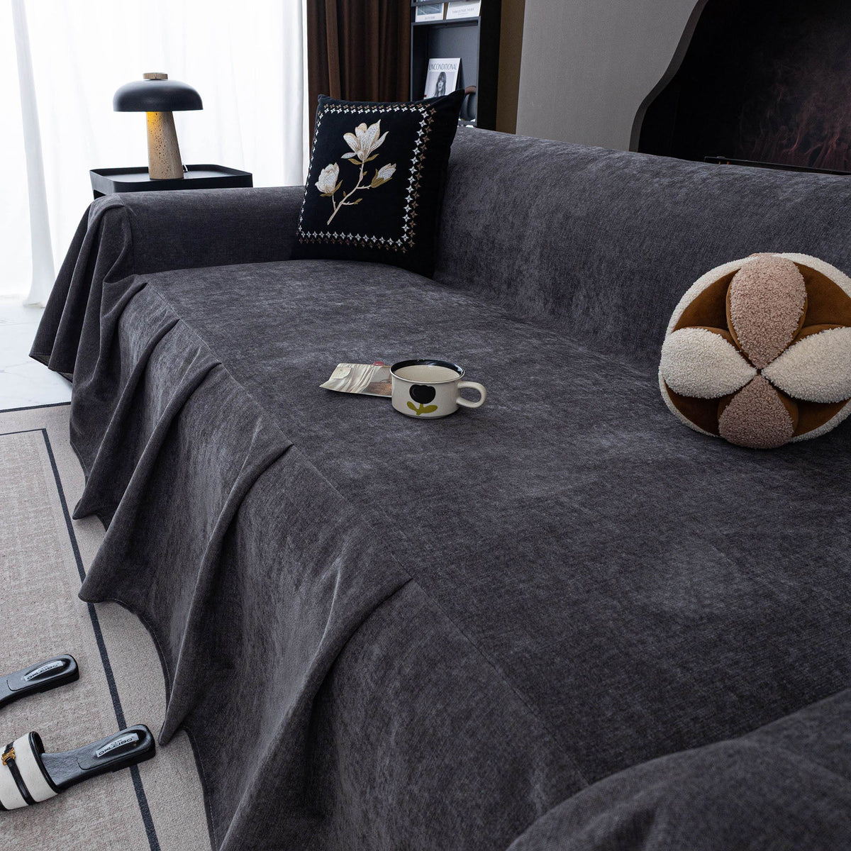 Waterproof Couch Cover Throw, Non Slip Furniture Protector for Leather & Fabric Sofa