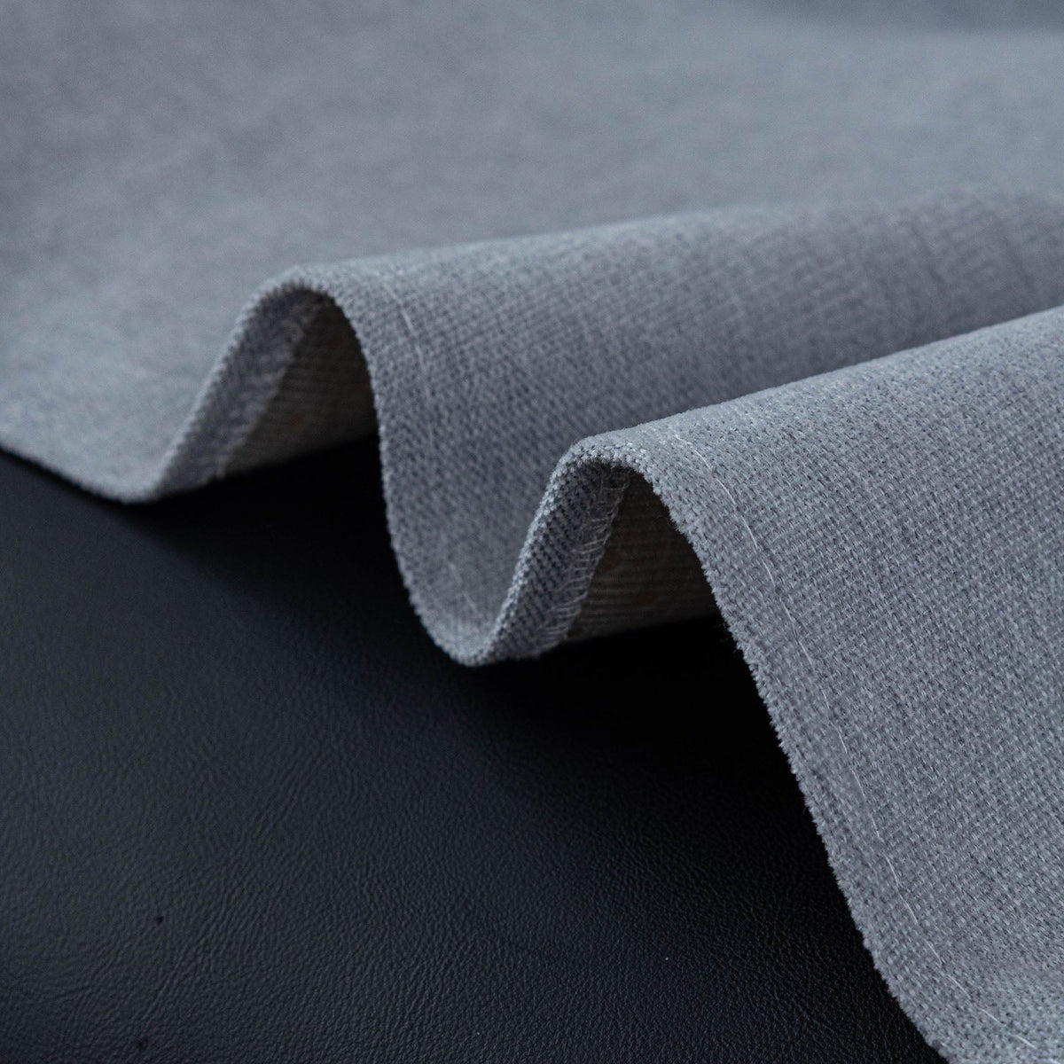Waterproof Couch Cover Throw, Non Slip Furniture Protector for Leather & Fabric Sofa