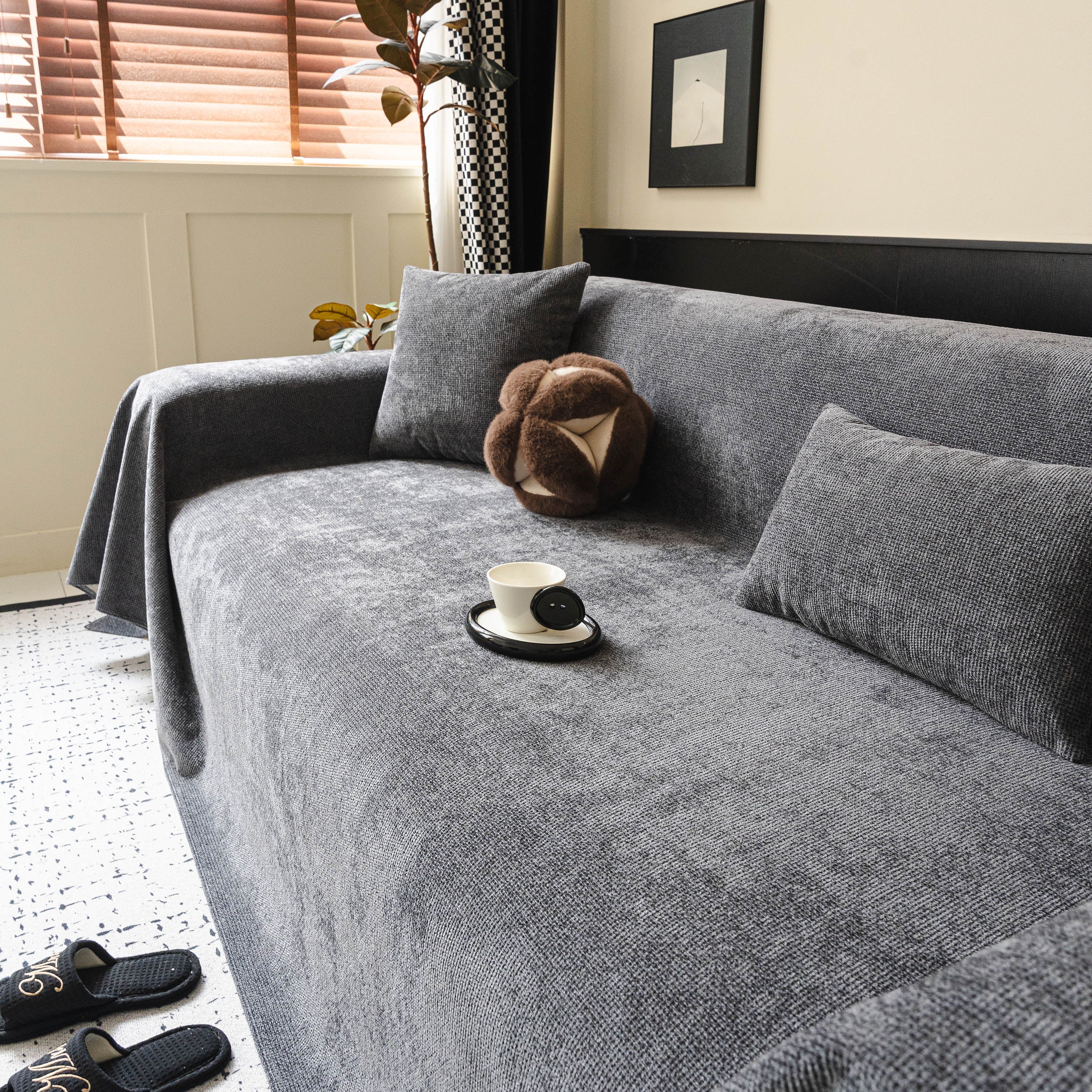 Waterproof Couch Throw Cover for Dogs, Non Slip Slipcover for Leather Fabric Sofa