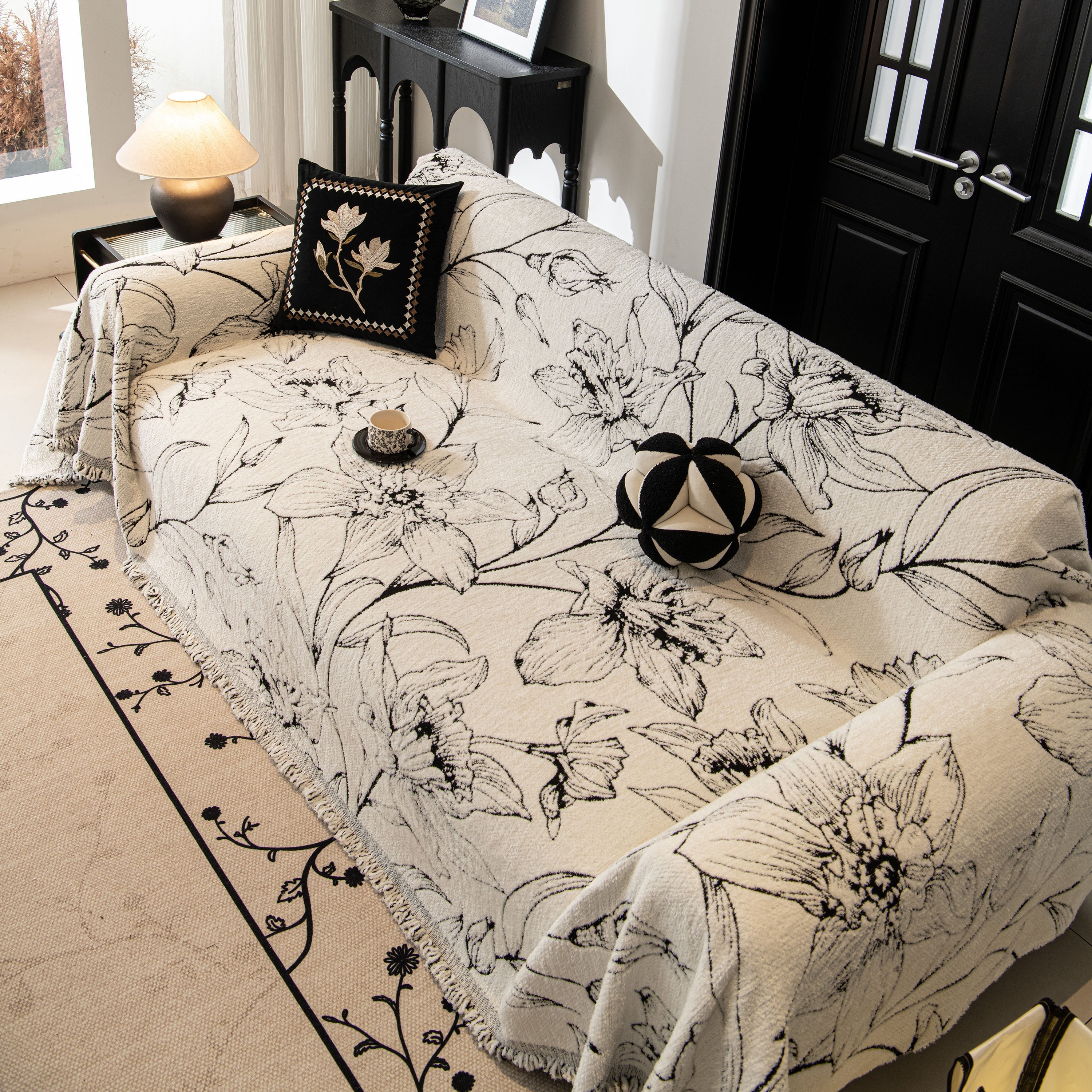 Large Floral Sofa Cover Throw Blanket, Plush Jacquard Non-Shedding Couch Cover for Pets