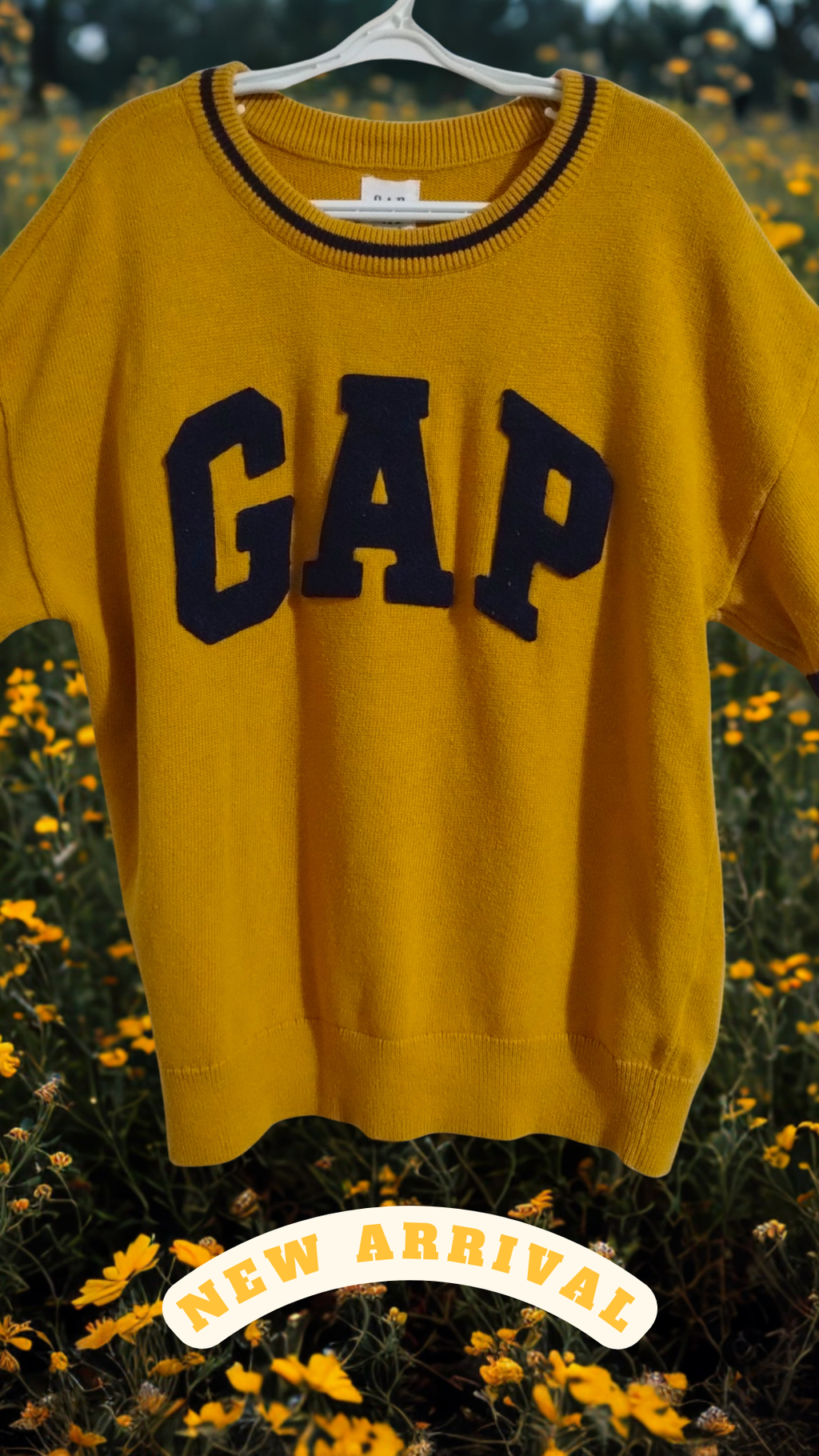 GAP Kids Logo Cotton Crewneck Sweater, Size 10 (L), Yellow