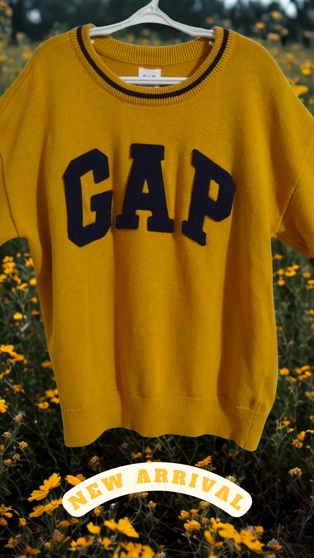 GAP Kids Logo Cotton Crewneck Sweater, Size 10 (L), Yellow