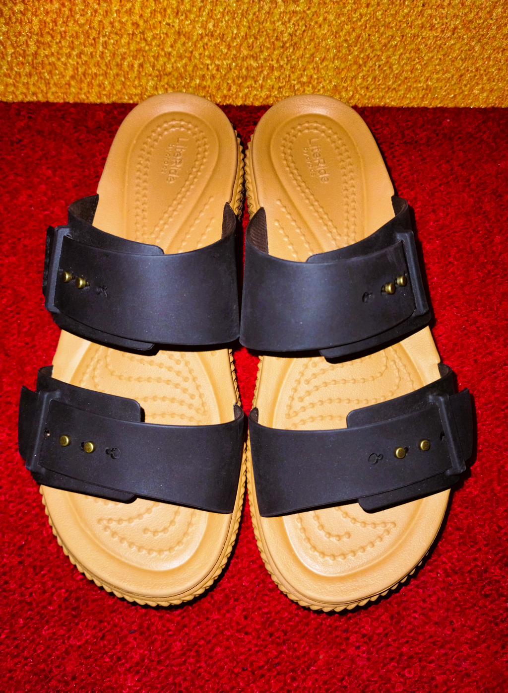 ✨ Crocs Brooklyn Buckle Low Wedge Sandals | Size 9W | Black & Tan
