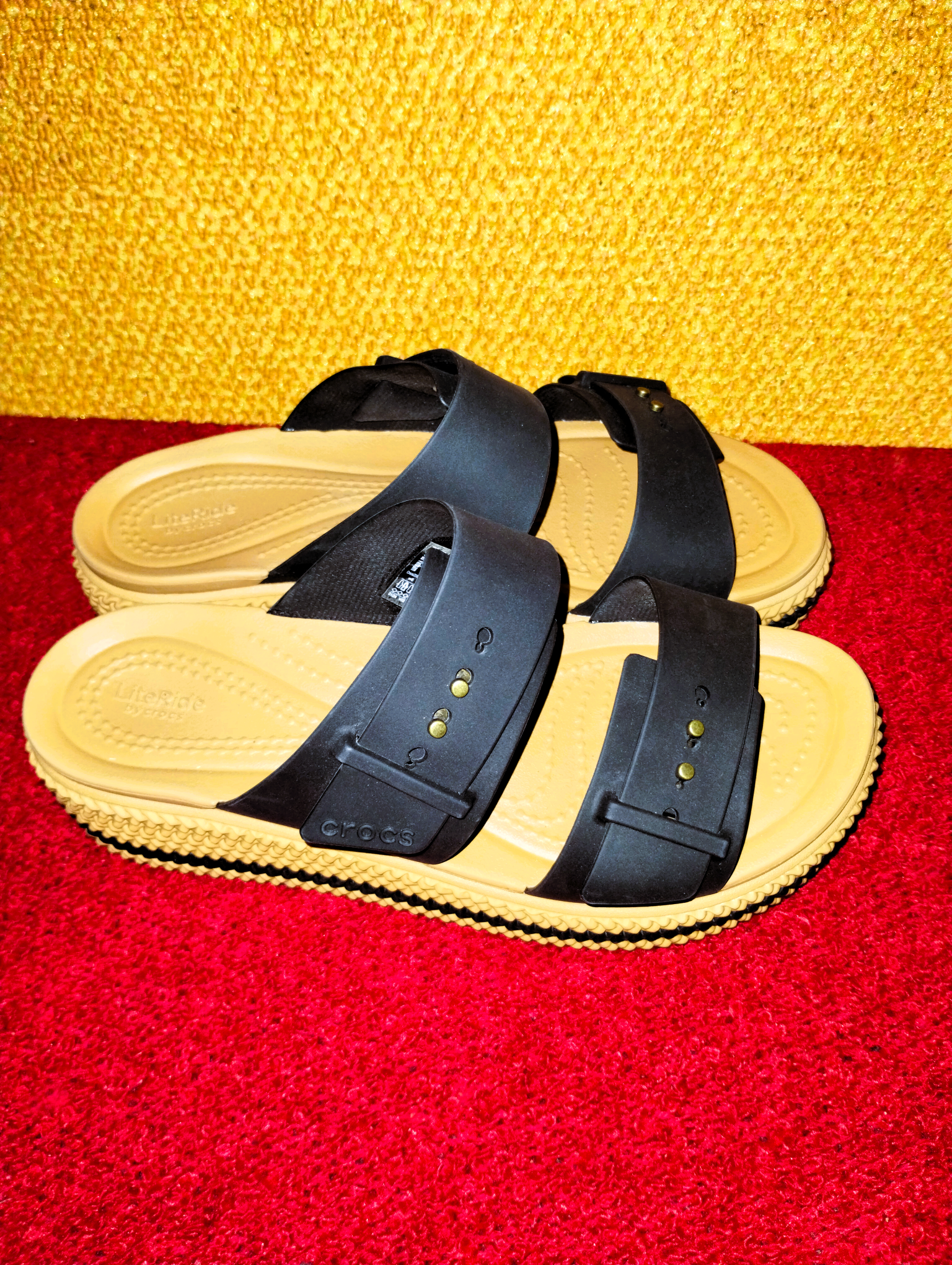 ✨ Crocs Brooklyn Buckle Low Wedge Sandals | Size 9W | Black & Tan