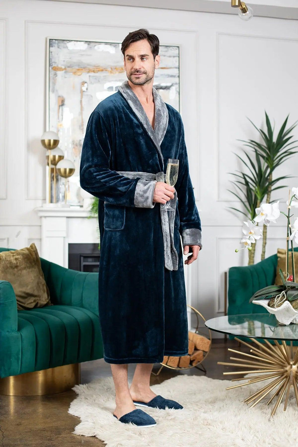 Cozy Mens Plush Robes – Built for Comfort, Designed to Last - GreatSpace Discounts