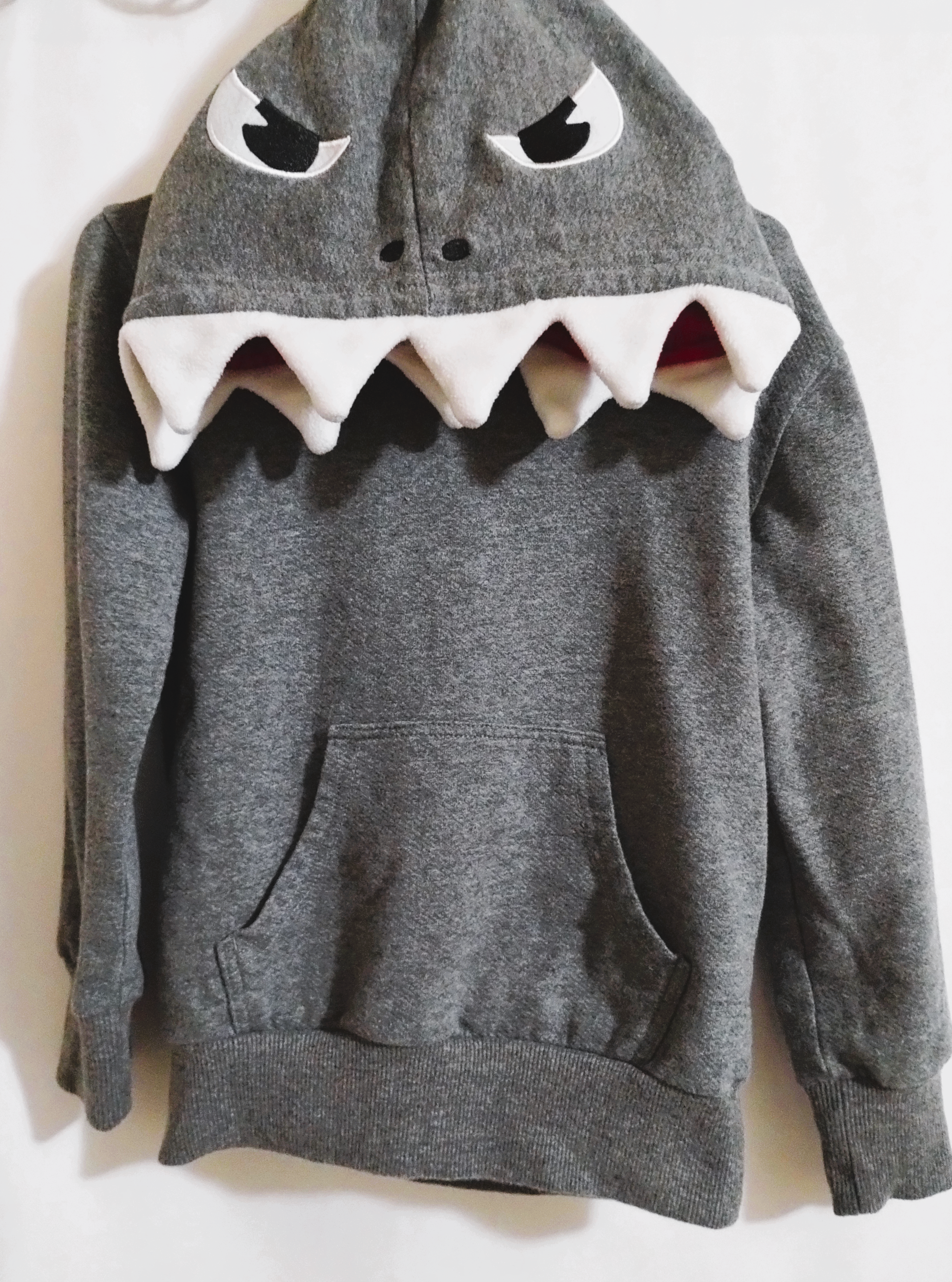 DoodlePants Shark Bite Hoodie 4T (Preowned)