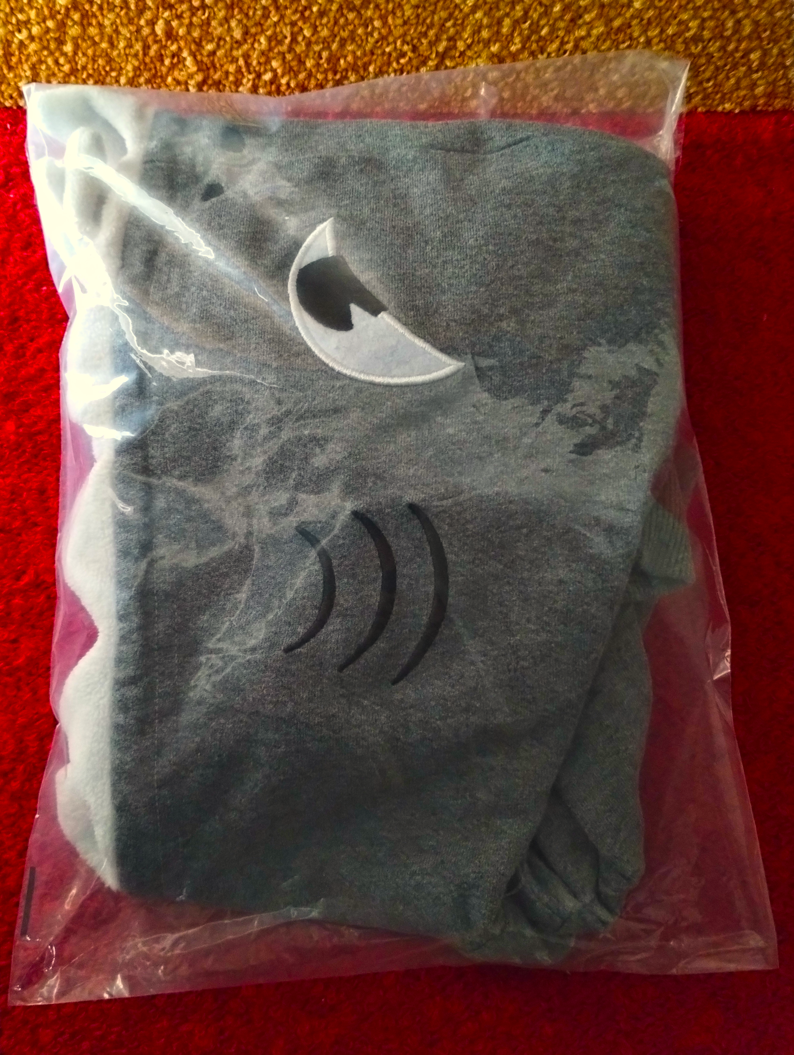 DoodlePants Shark Bite Hoodie 4T (Preowned)