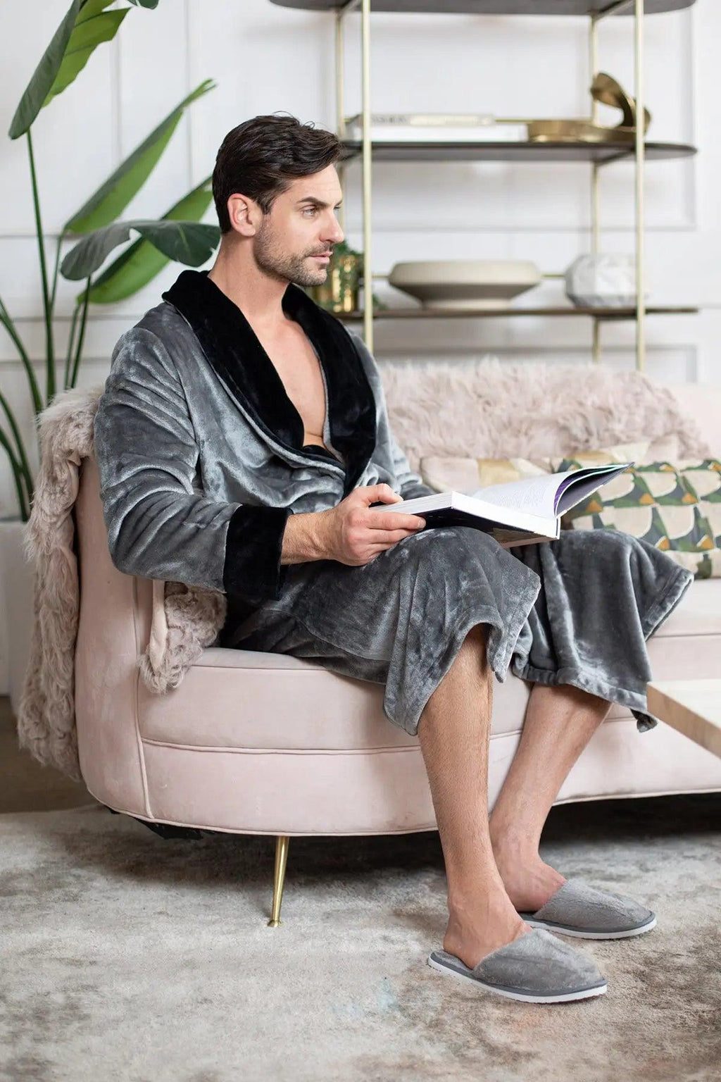 Cozy Mens Plush Robes – Built for Comfort, Designed to Last - GreatSpace Discounts