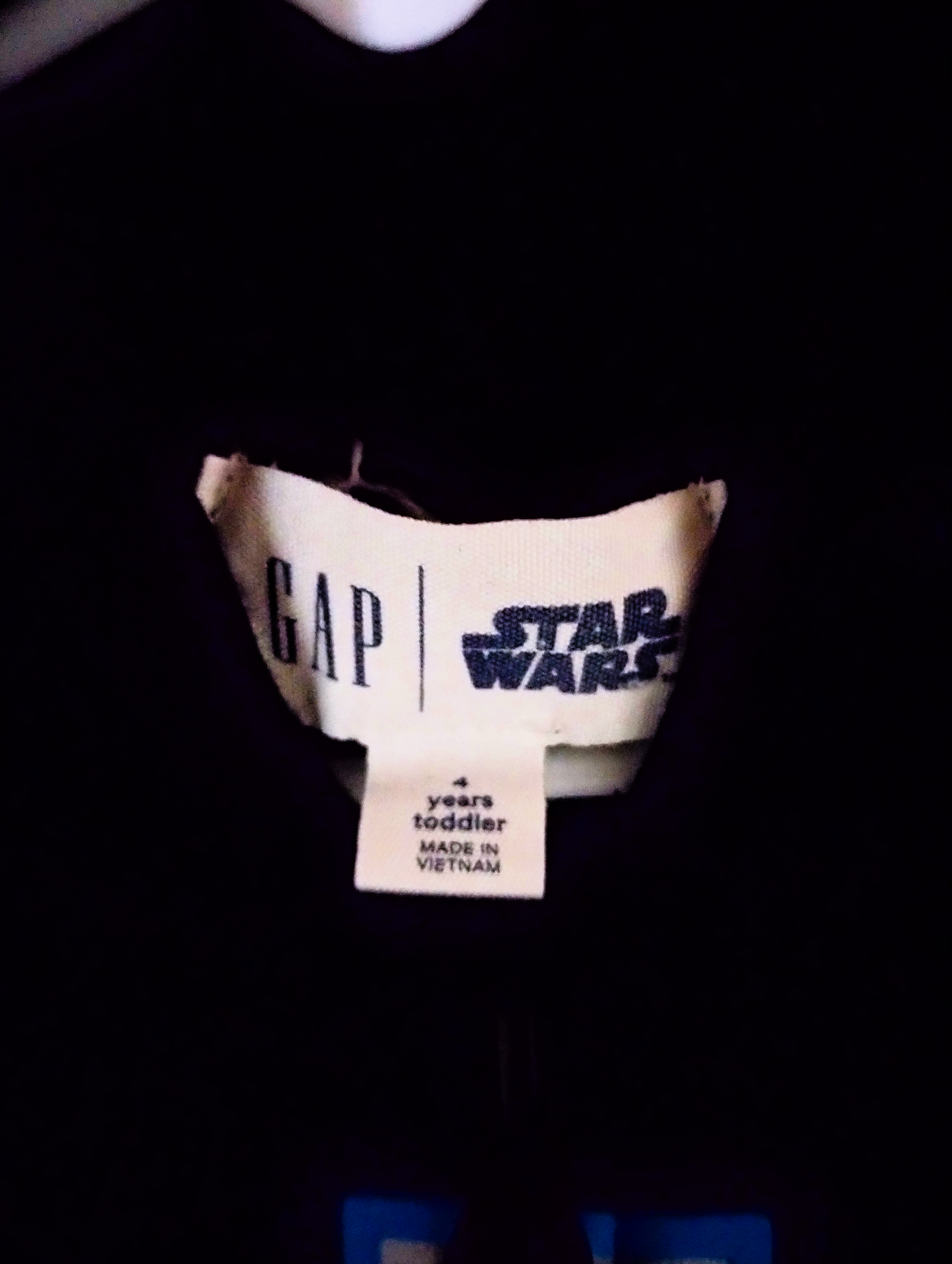 GAP Star Wars Limited Edition Black Hoodie 4T (Preowned)
