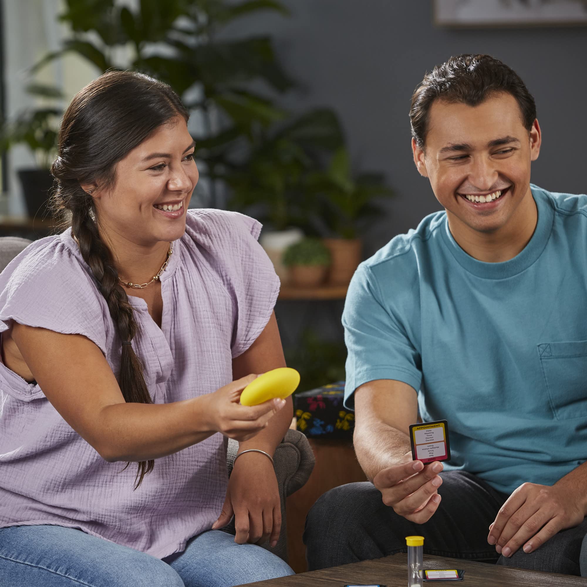 Hasbro Taboo – The Party Word-Guessing Game for Fun Nights