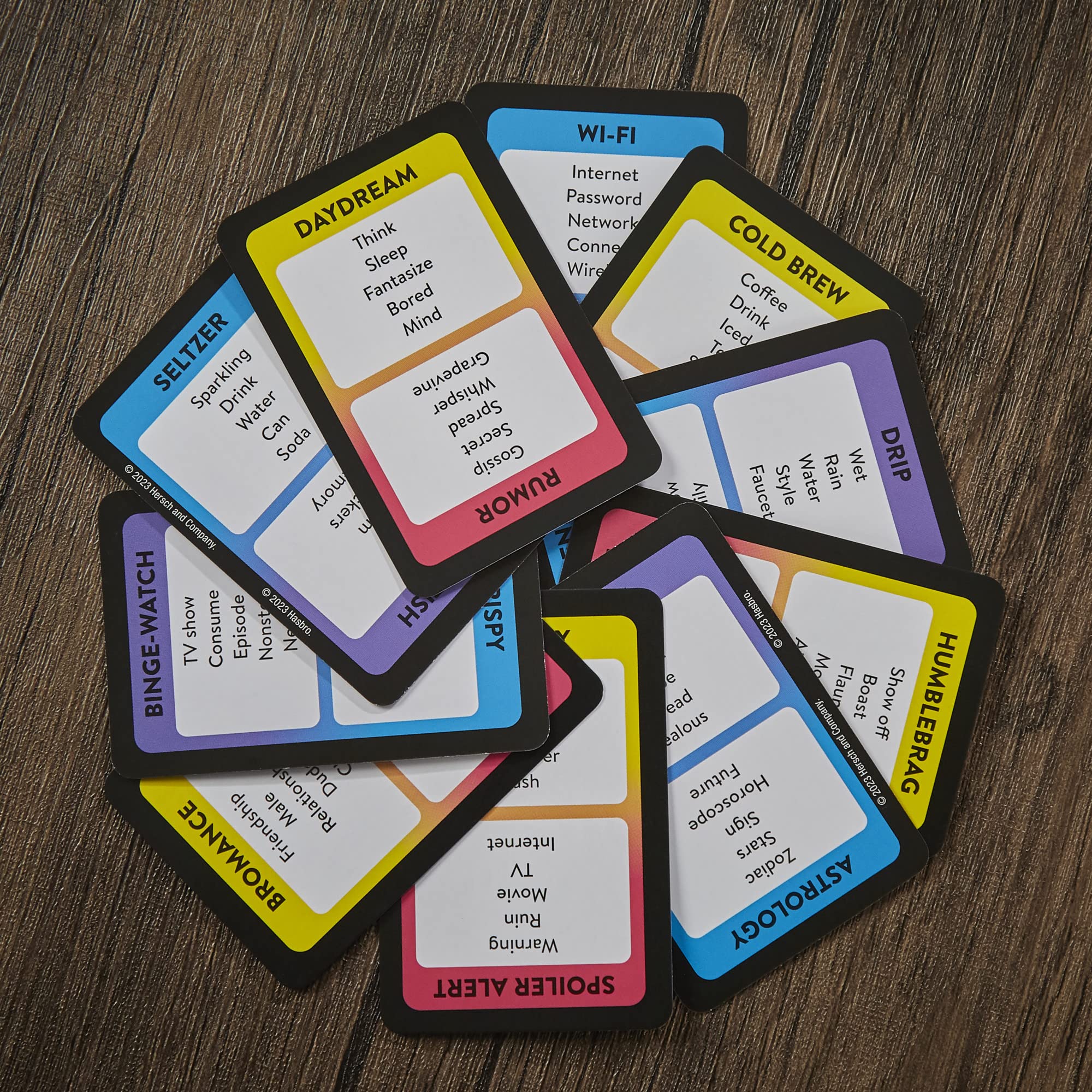 Hasbro Taboo – The Party Word-Guessing Game for Fun Nights
